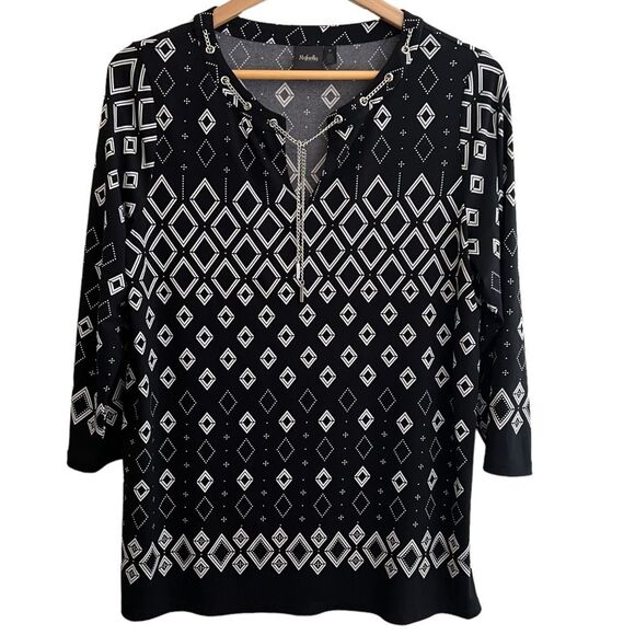 😊 3/$30 Rafaella Sz M Blouse 3/4 Length Sleeves V Neck Black with White Design - Picture 1 of 10